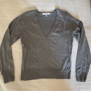 Frame Denim Women's Gray V-Neck Sweater
